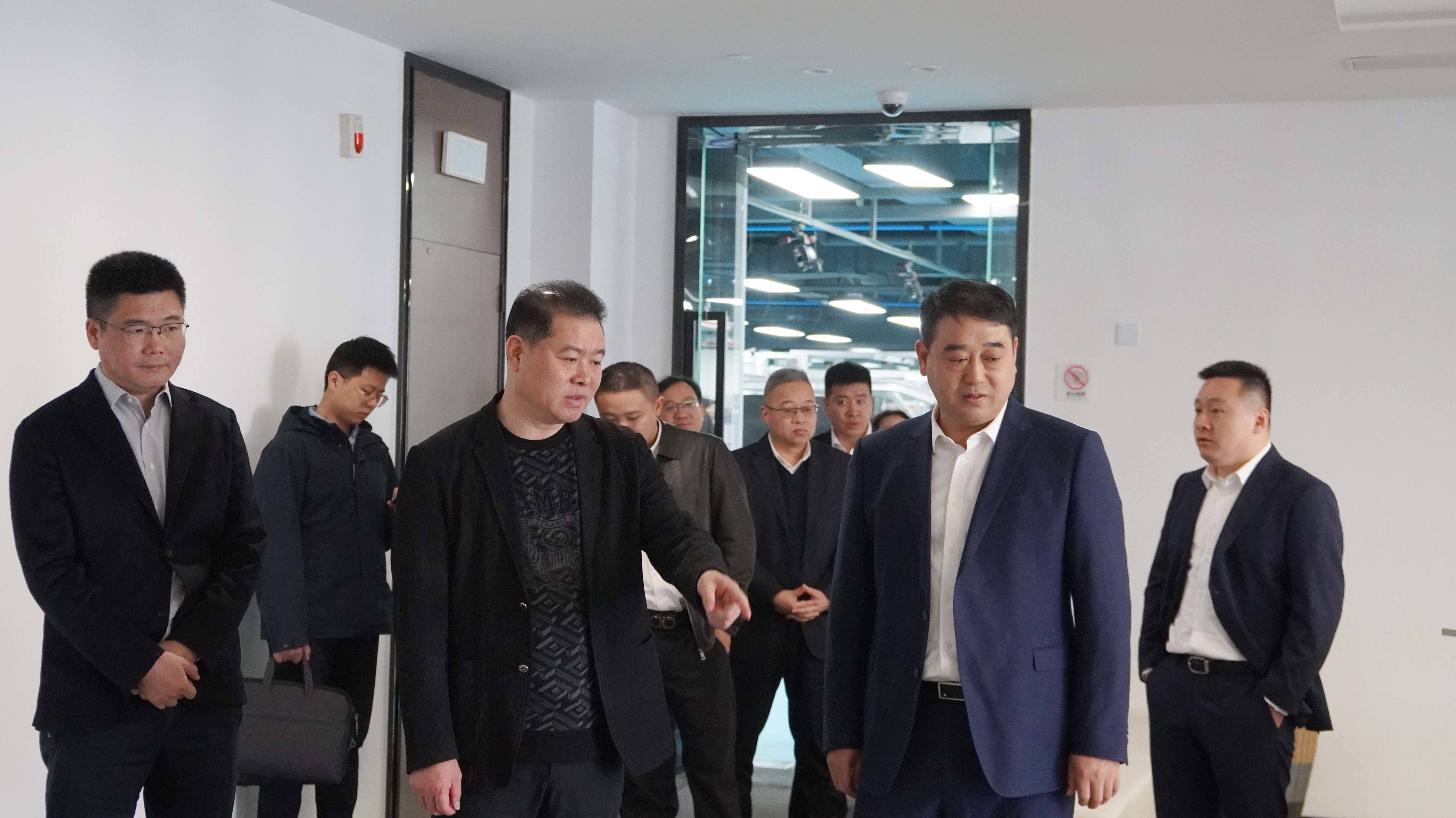 中国尊龙集团