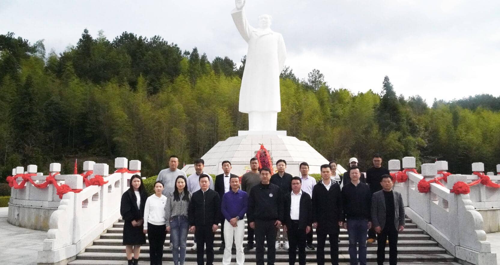 中国尊龙集团